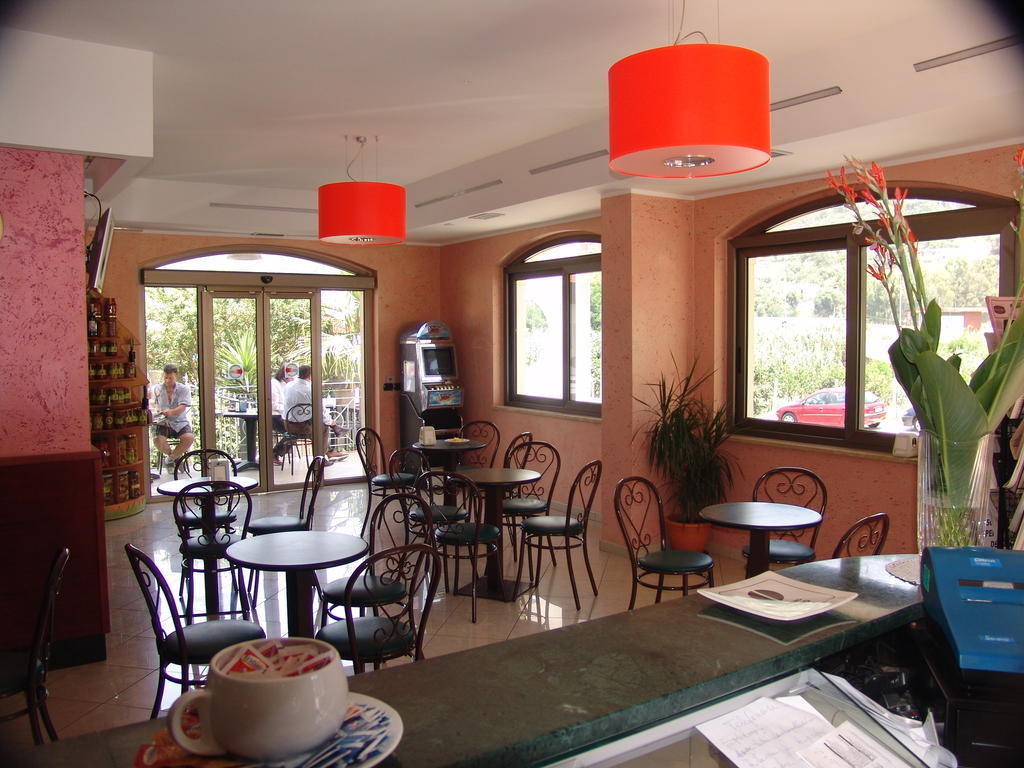 Hotel Mistef ฟาแลร์นา ภายนอก รูปภาพ