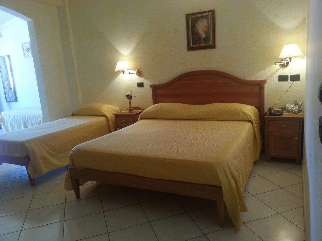 Hotel Mistef ฟาแลร์นา ภายนอก รูปภาพ